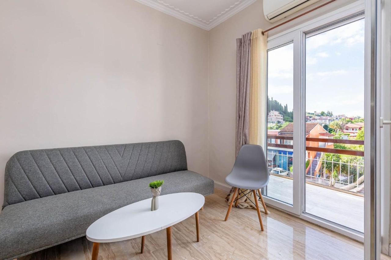 Luna Solari Apartment Mantouki Extérieur photo